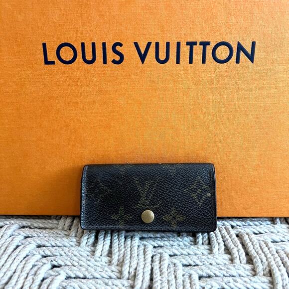 Louis Vuitton Monogram Multicles 4 Key Holder - Picture 1 of 9